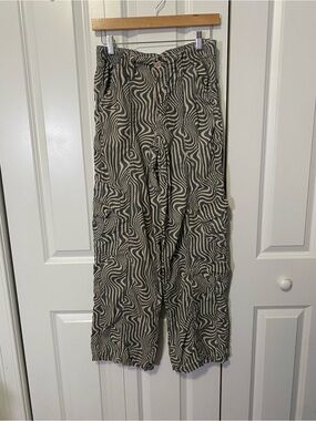 BDG Black & Cream Wavy Zebra Y2K Cargo Pants